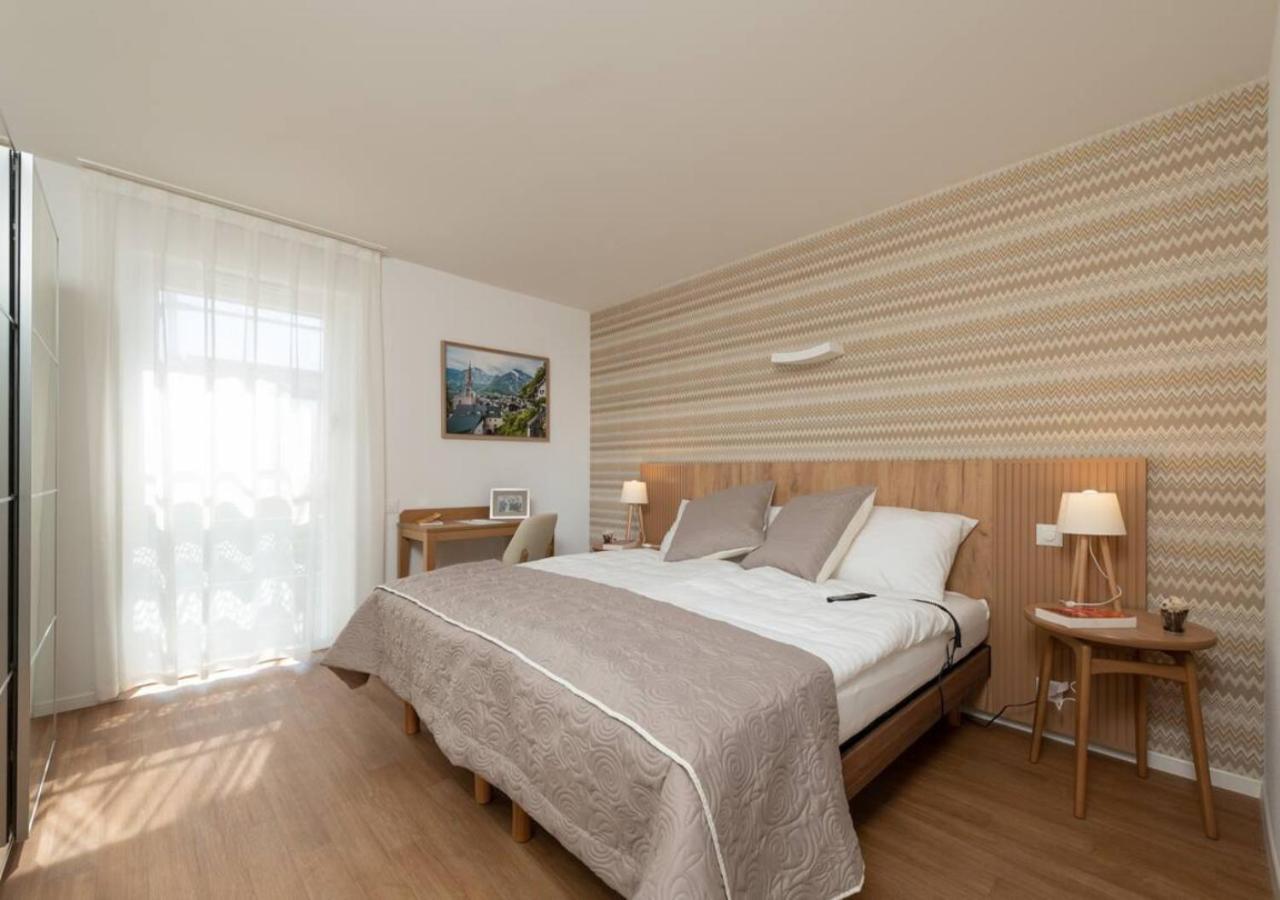 Alp Art Hotel Monthey Collombey-Muraz Buitenkant foto
